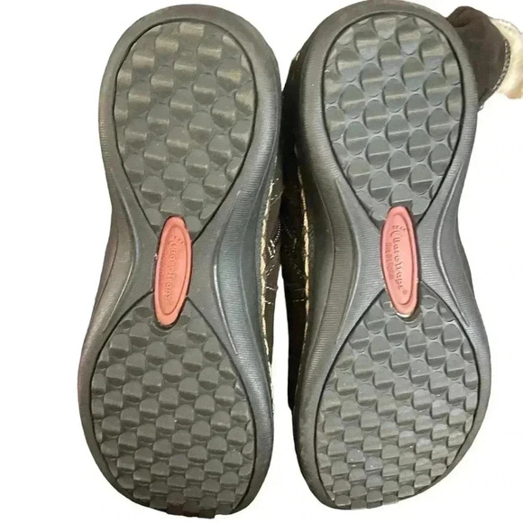 Bare Traps Ellery Brown Leather Suede Faux Fur Boots Size 71/2 - Picture 3 of 4